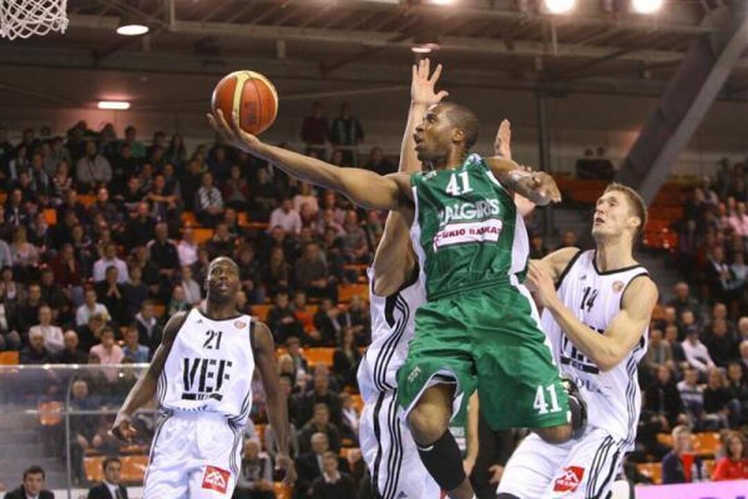 „Žalgiris“ nepaliko vilčių R.Kurtinaičio auklėtiniams