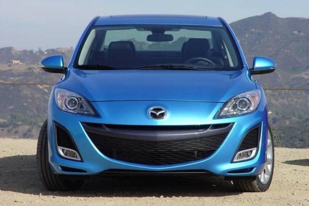 "Mazda" atšaukia 72 tūkst. automobilių