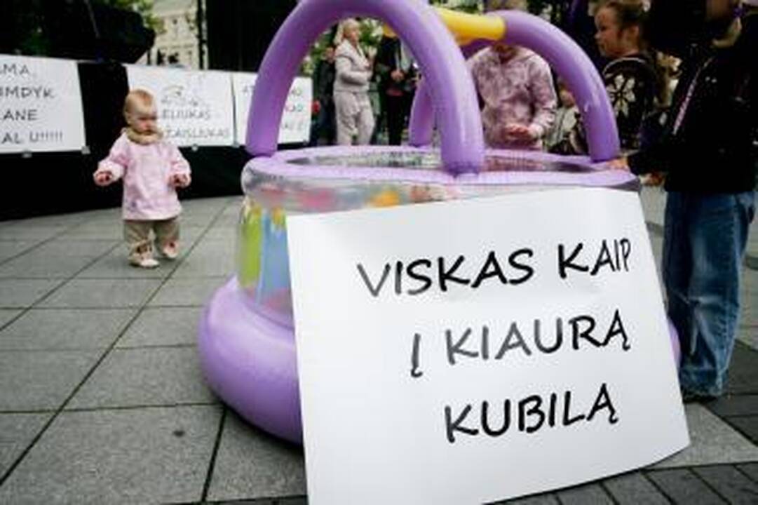Paskutinę birželio dieną – protesto akcija „Lietuvi, įkalk vinį į kubilą!“