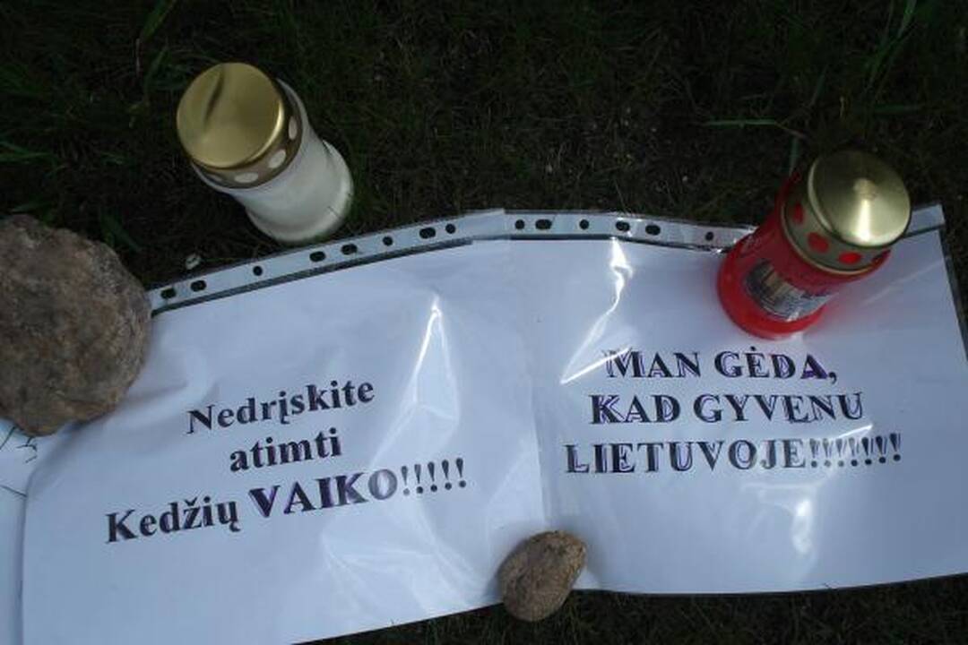 Dėl D.Kedžio dukters - protestai Lemonte, Dubline, Londone (papildyta 14.10 val.)