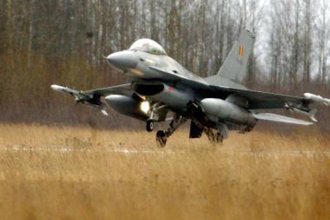 Jau 5-erius metus Baltijos šalių padangę saugo NATO naikintuvai 