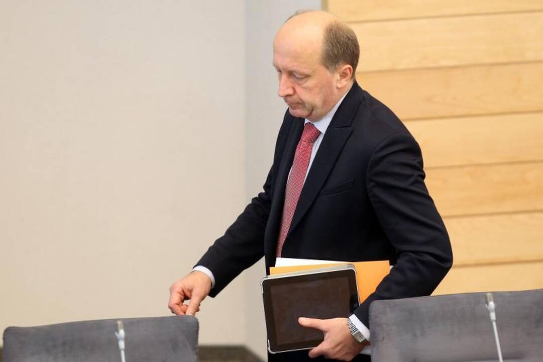 Premjeras: referendumas dėl AE gali sukelti abejonių „Hitachi“