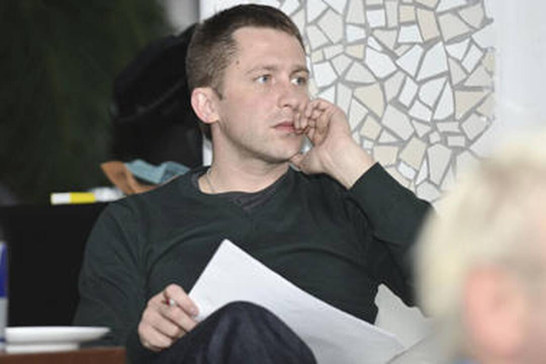 „Sel“ lyderis E.Dragūnas: televizija - zombių fabrikas (papildyta)