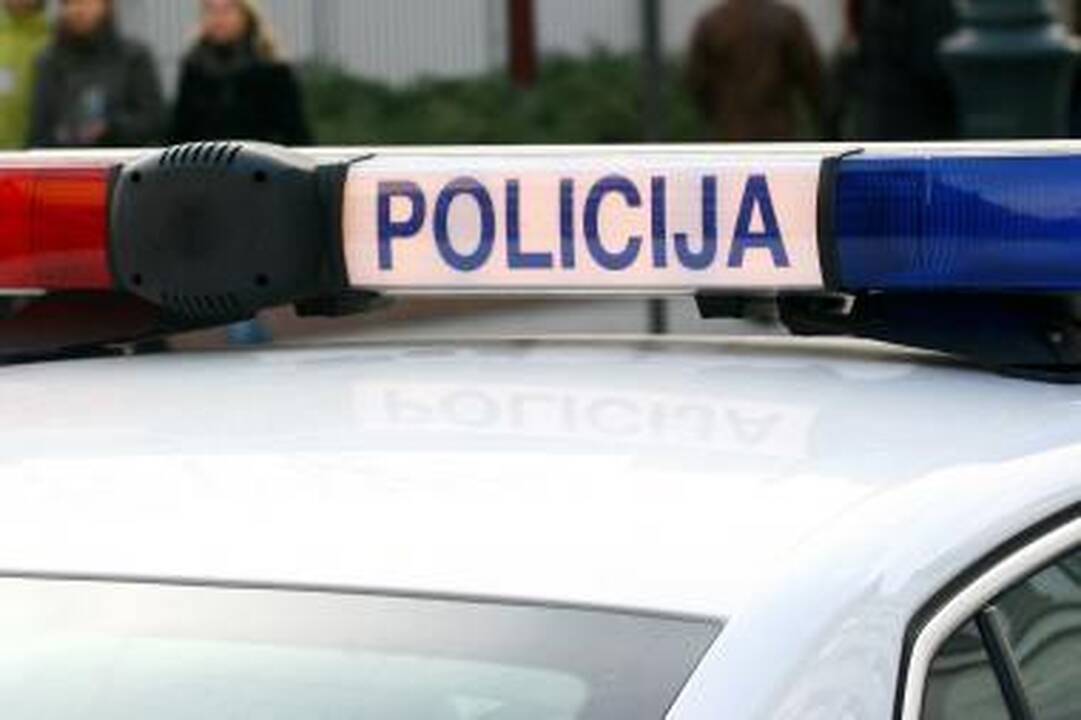 Apšaudyta Šiaulių apskrities mokesčių inspekcija