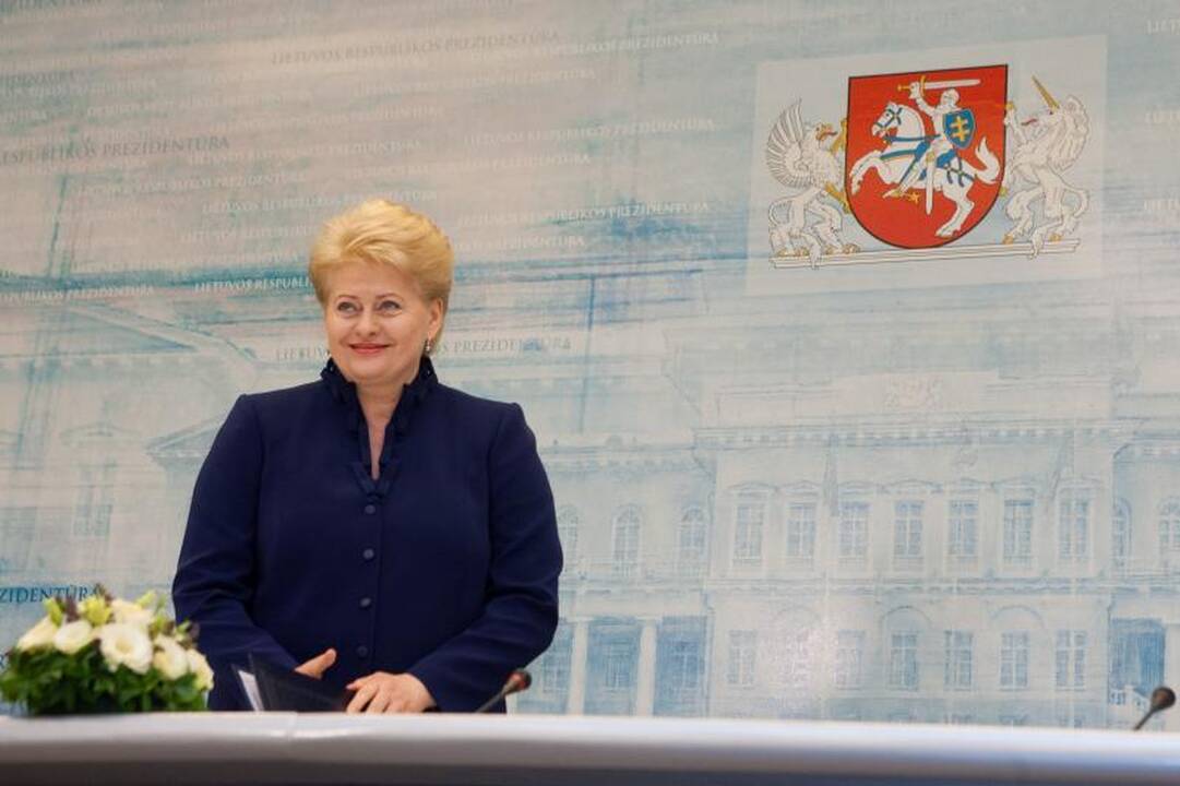 Prezidentė ragina toliau laikytis finansinės drausmės