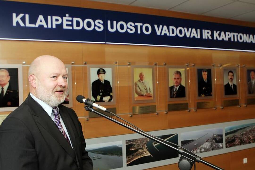 E. Gentvilas sako norintis likti uosto vadovo poste