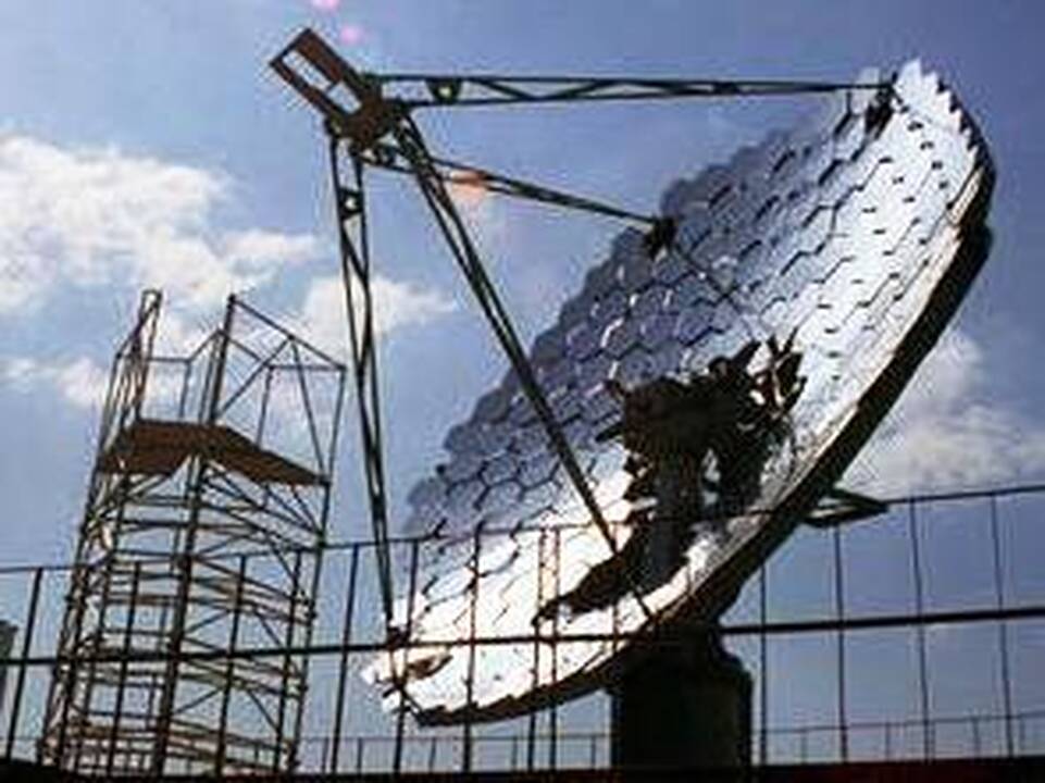 Nanodalelės pagerina saulės energijos surinkimo efektyvumą