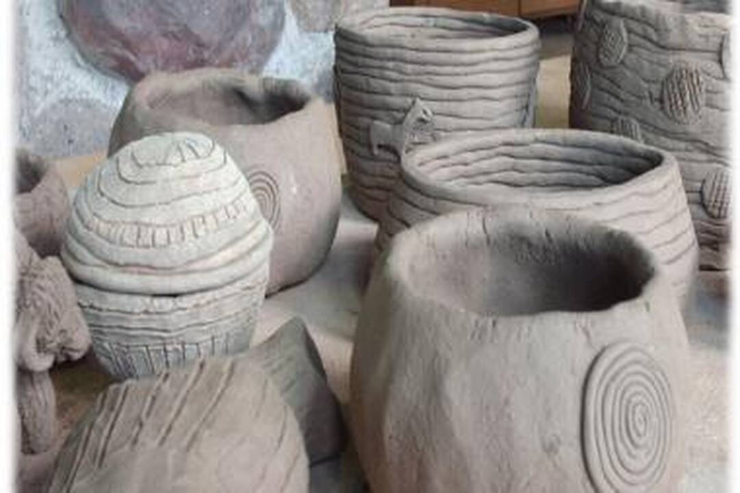 Tautiniai amatai iki šiol deramai neįvertinti, teigia Seimo pirmininkė