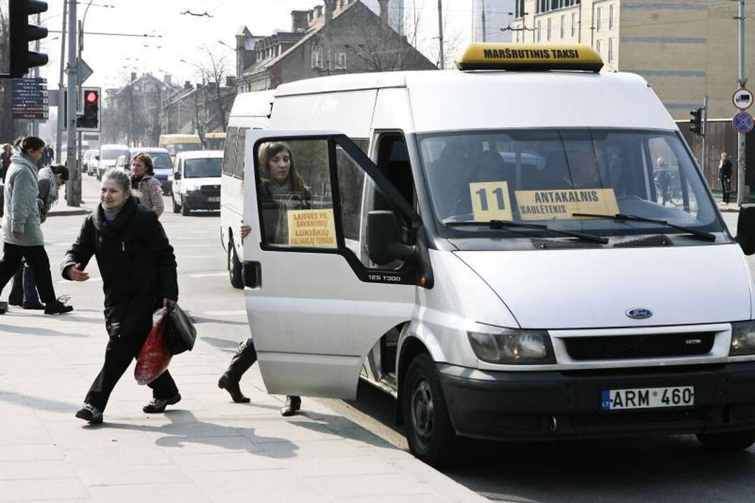 Teismui apskųsti brangesni bilietai Vilniaus senamiesčio autobusuose