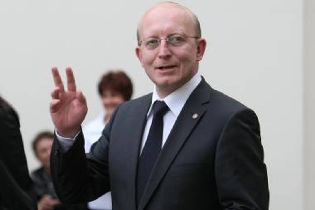 Teisme A.Valinsko partijos nariai prisipažino klastoję parašus (papildyta)