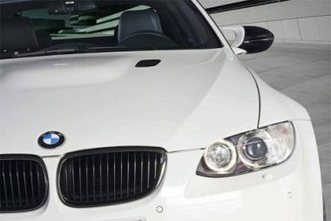 Priekiniais ratais varomas BMW?