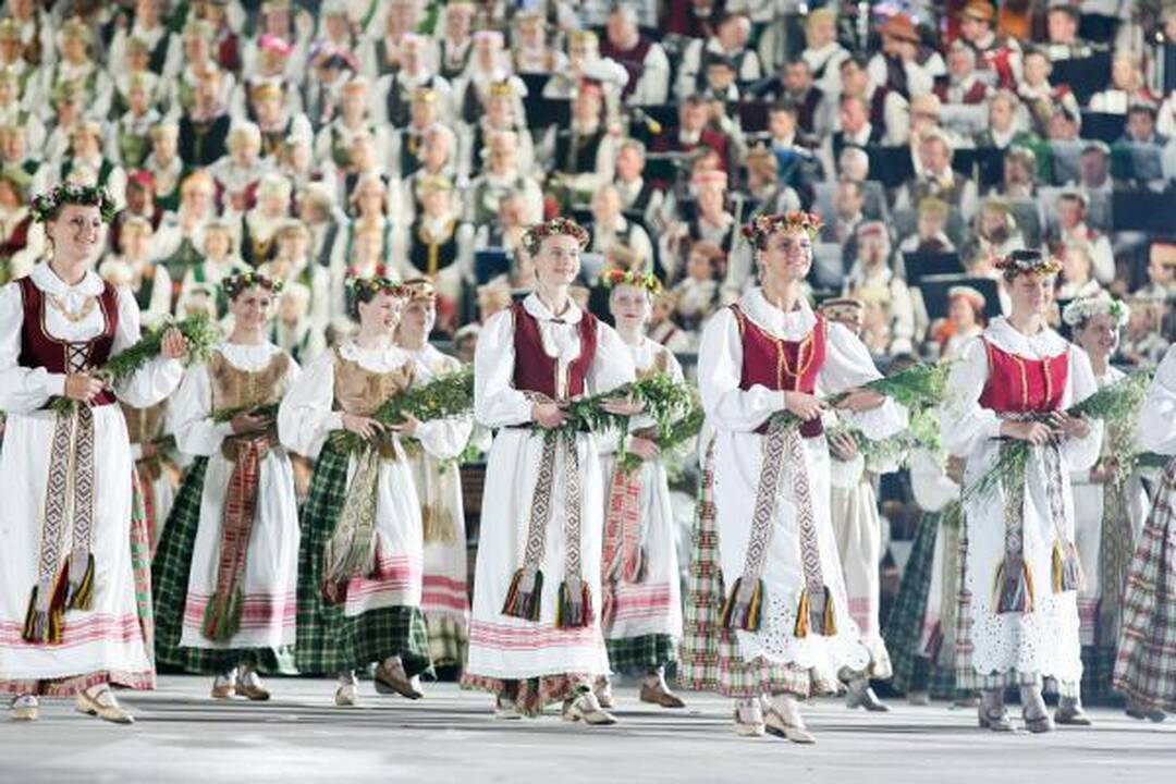 R.Kondrotas: pasirengimas Moksleivių dainų šventei vyksta visu tempu