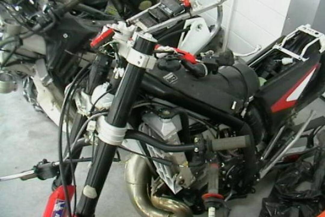 Klaipėdoje sulaikytas vogtų motociklų krovinys