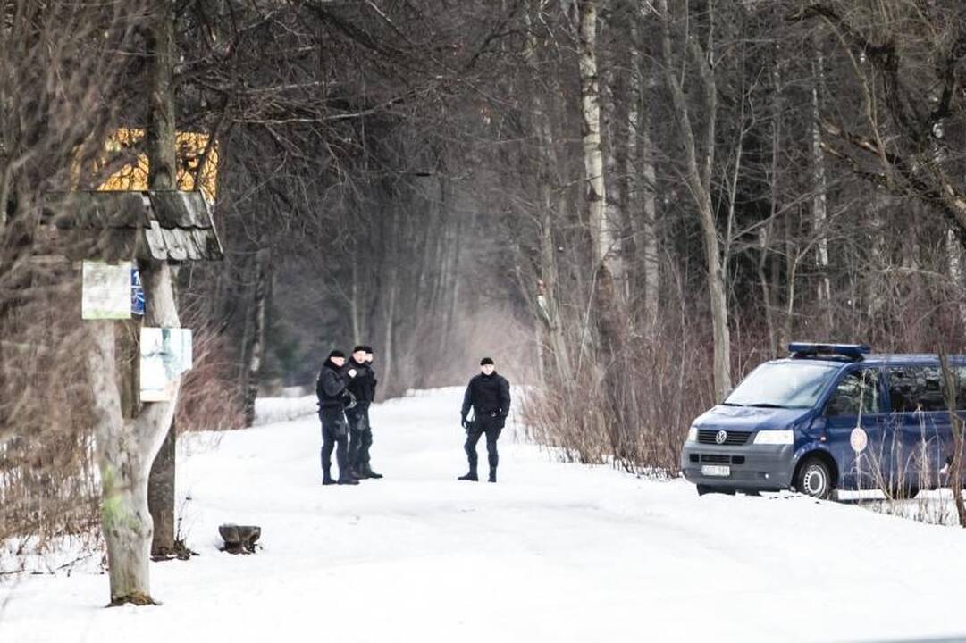 Su šautuvu dingęs Kauno chirurgo sūnus – dar nerastas 