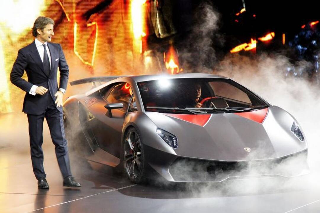 Brangiausias automobilis pasaulyje - „Lamborghini Sesto Elemento“