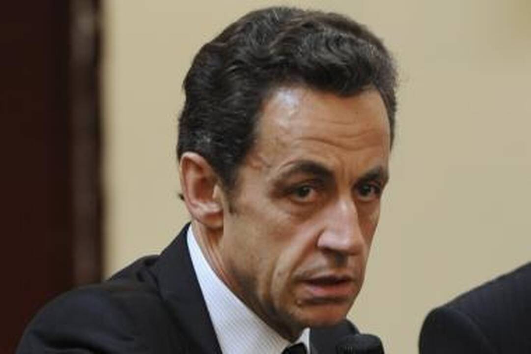 Sarkozy sutepė Prancūzijos vėliavą