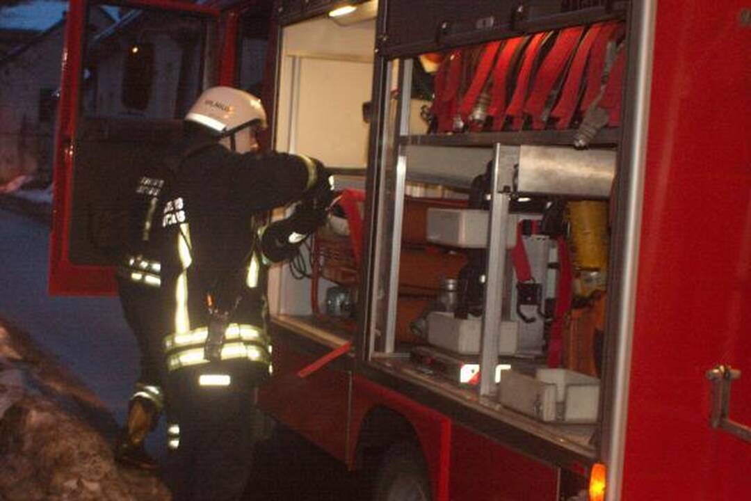 Šįryt liepsnojo namas Paupio gatvėje Vilniuje
