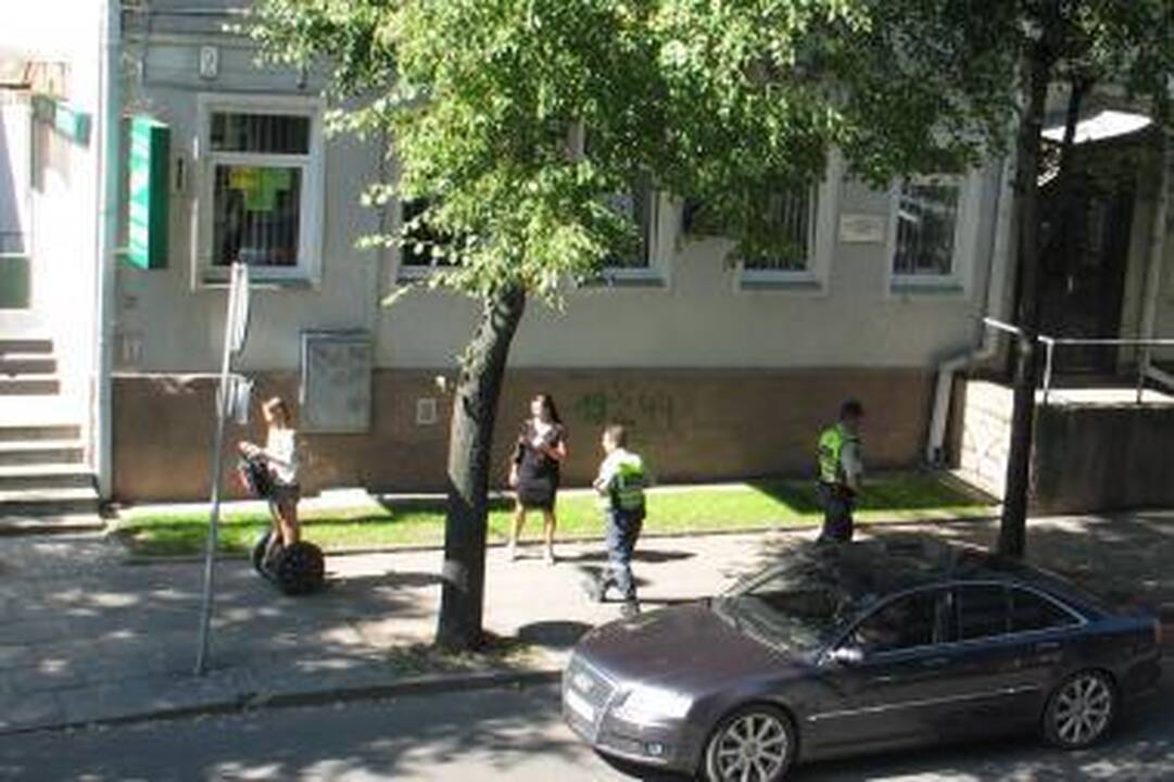 Policininkai pabūna ir riedžių valdymo instruktoriais