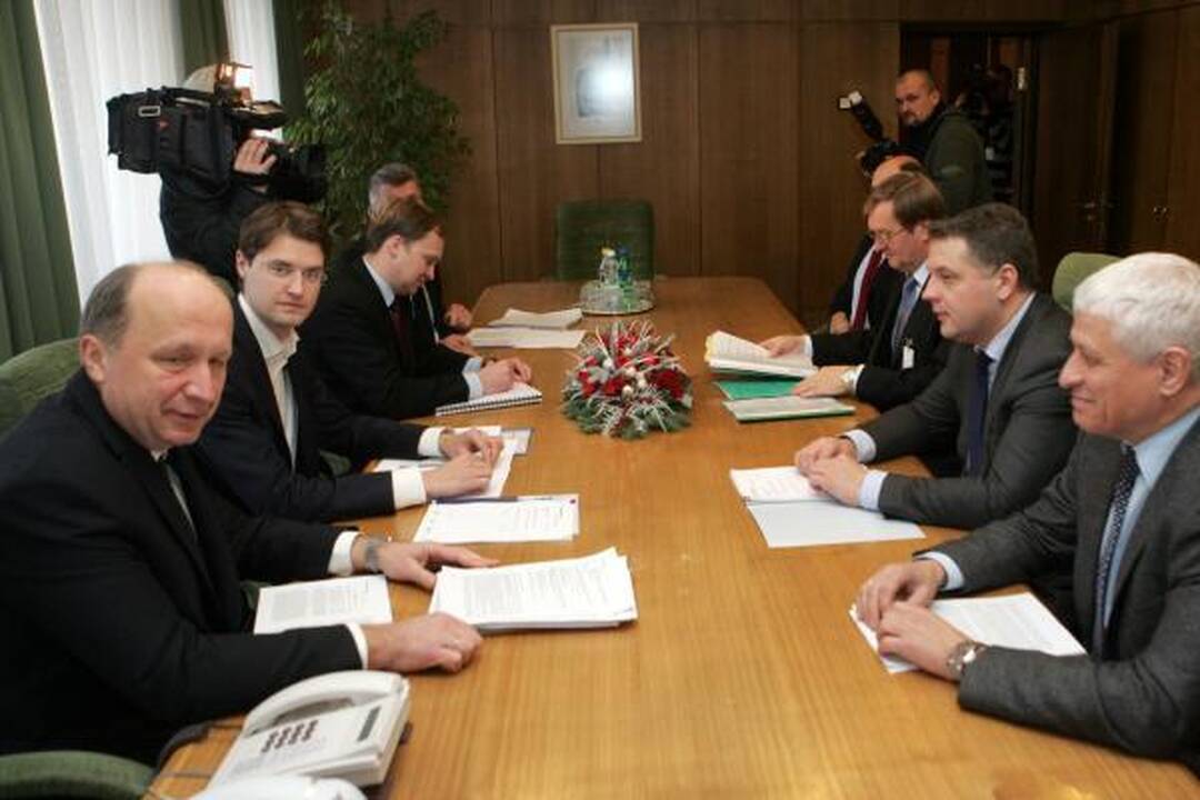 Premjeras nepatenkintas „Lietuvos geležinkelių“ santykiais su „Orlen Lietuva“ (papildyta 13 val.)