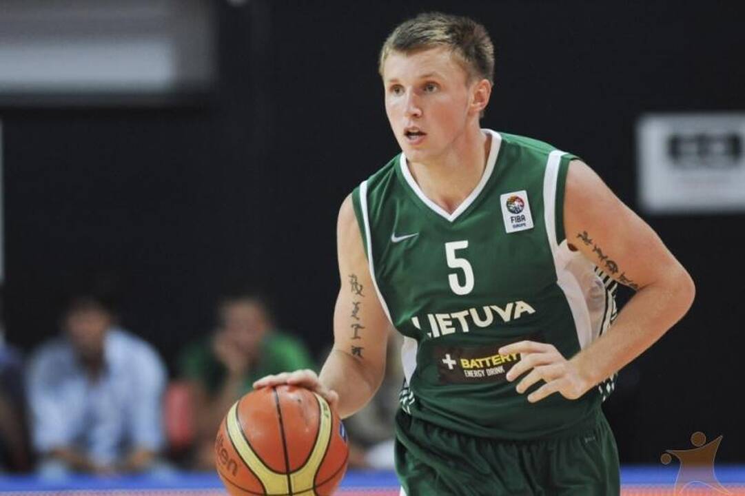 Krepšininko D.Pukio tatuiruotės