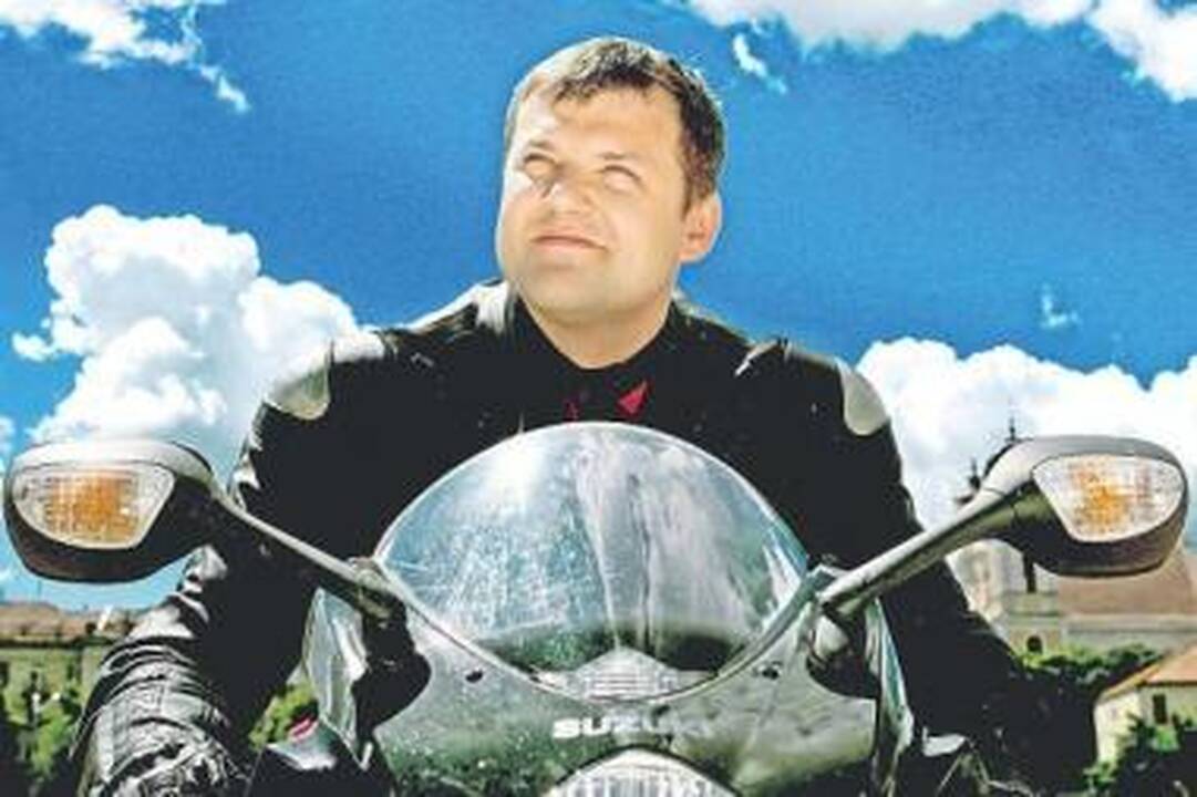 Teismas: G.Paluckas piktnaudžiavo tarnyba, turės atlyginti 57 tūkst. litų žalą