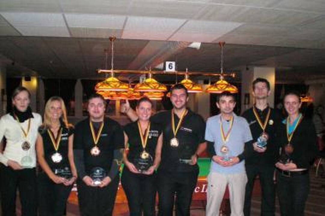 Amerikietiškojo biliardo čempionato medalius dalijosi ir vyrai