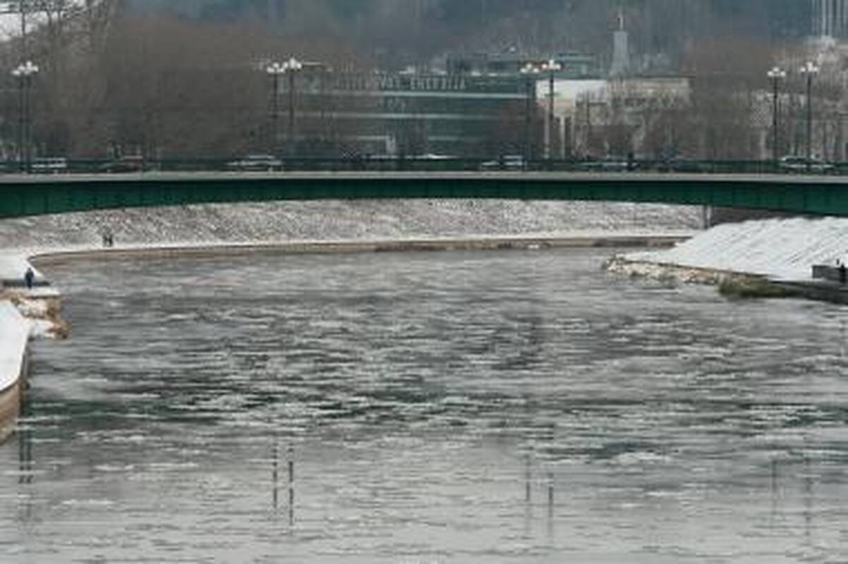 Naujametinę naktį Vilniuje gelbėtojai budės net Neryje
