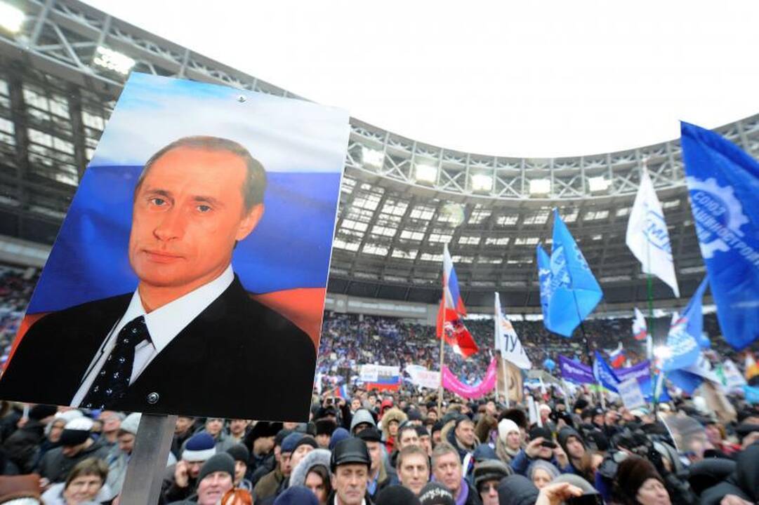 Maskvoje vyksta akcijos Vladimirui Putinui remti