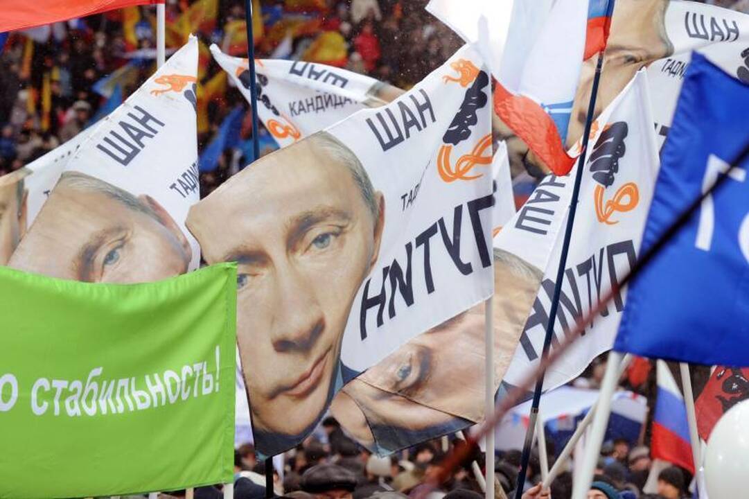 Maskvoje vyksta akcijos Vladimirui Putinui remti