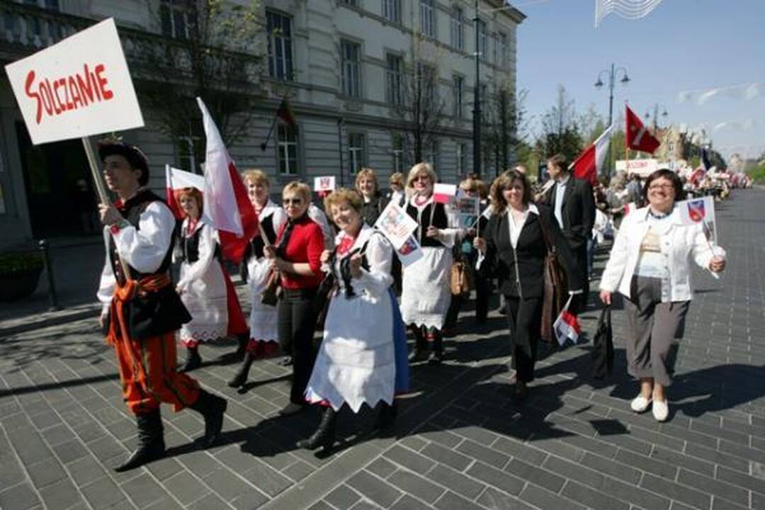 Lietuvos lenkų sąjunga jubiliejų šventė eitynėmis (papildyta)