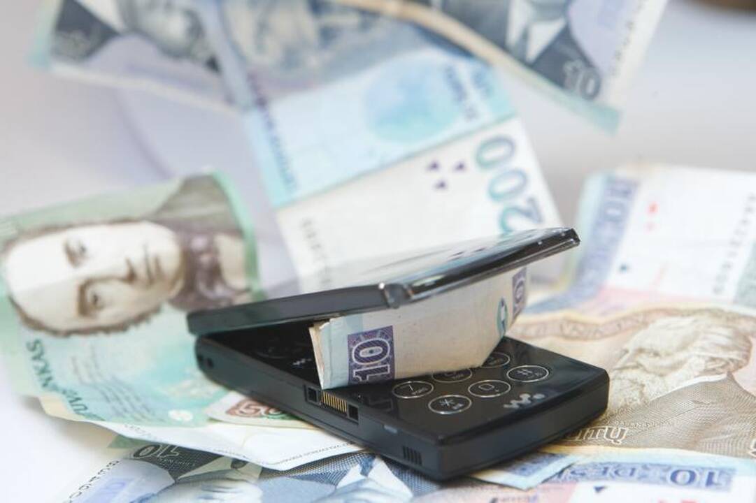 Sukčiai iš dvylikametės išviliojo turto už beveik 28 tūkst. litų