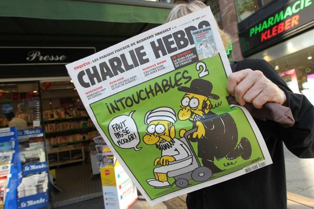 Prancūzų žurnalas išspausdino nuogo pranašo karikatūras