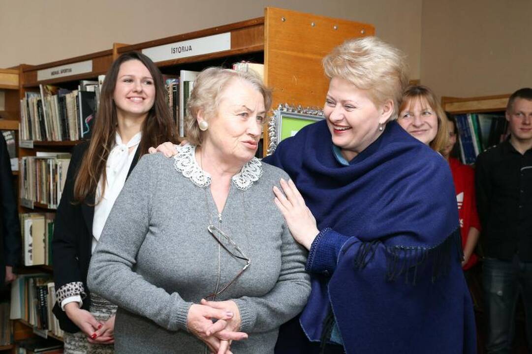 Prezidentės anglų kalbos mokytoja: Dalyte, šituos ministrus patikrink!