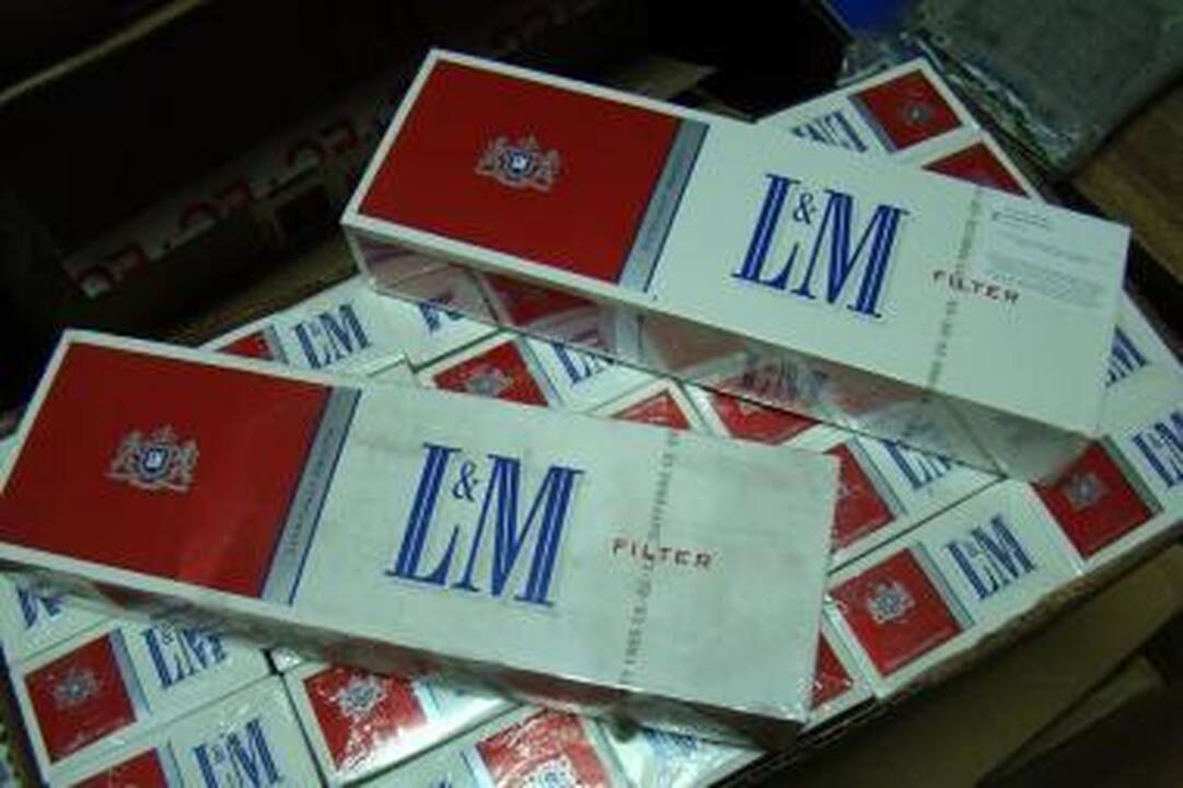 Dubline konfiskuota šimtai tūkstančių kontrabandinių cigarečių iš Kauno