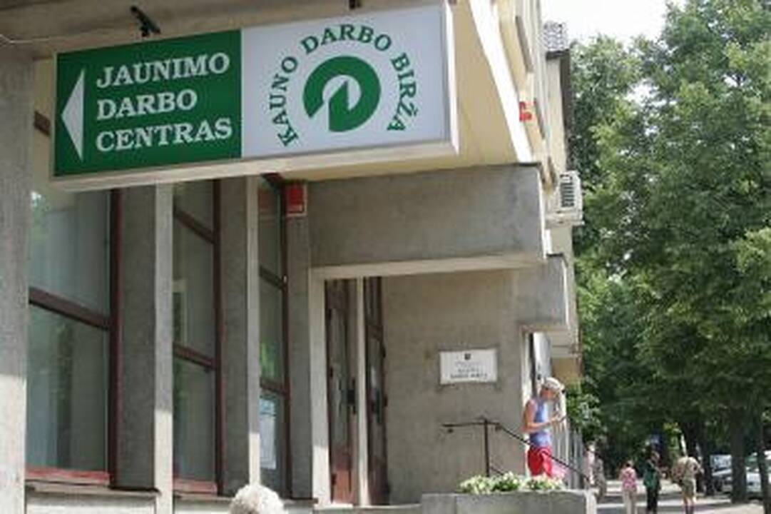 Kauno darbo biržai - žvakės ir laidotuvių vaizdai (papildyta)