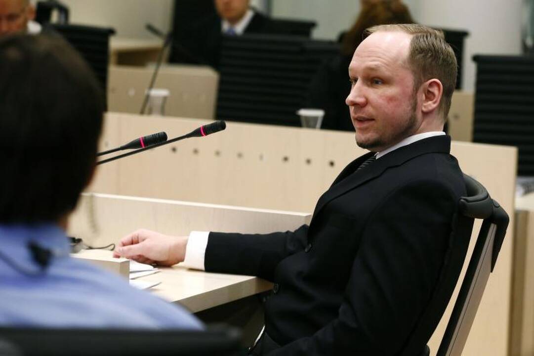 Dėl žudynių teisiamas A.B.Breivikas turėjo sąskaitą „Snore“