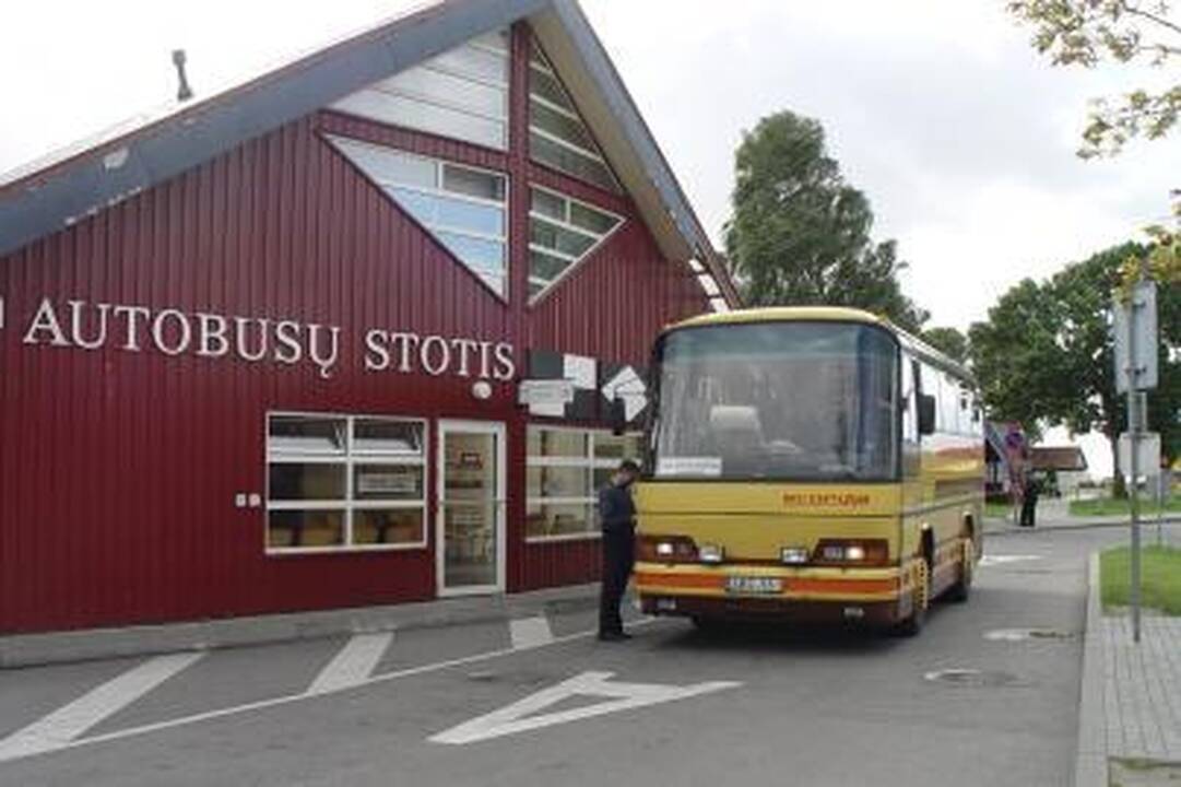 Turistus Nidoje baugino pareigūnai