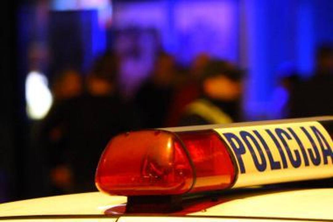 Trakų rajone rastas vyro kūnas su žaizda rankoje