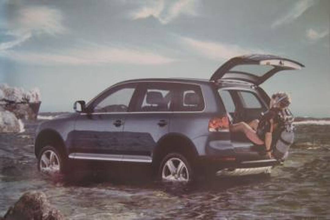 Kiek išleidžiama automobilių reklamai?