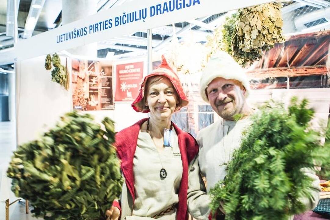 Paroda „Sveikatos dienos“: nuo jogos iki medaus masažų
