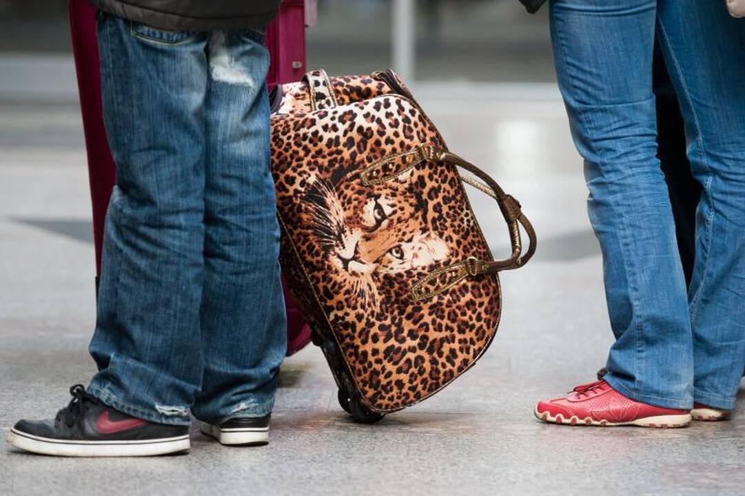 Griežtas "ne" nebūtinoms parlamentarų komandiruotėms