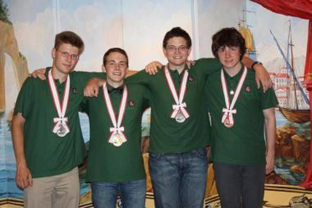 „Ąžuolyno“ gimnazistui – chemijos olimpiados bronza