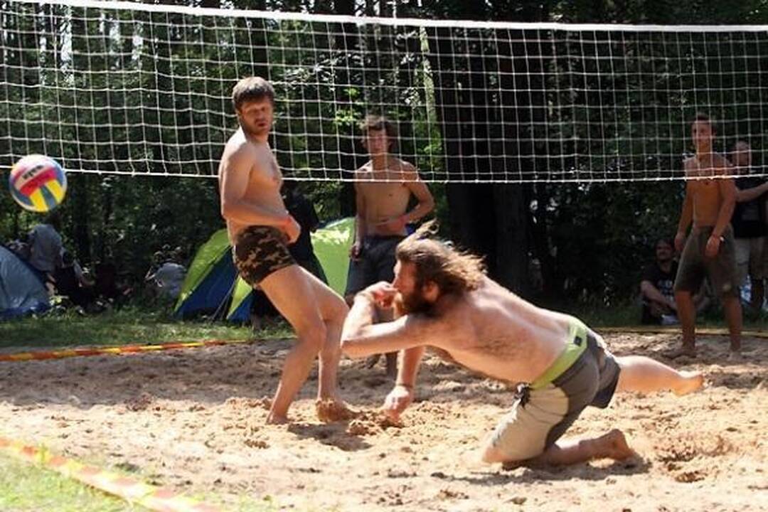 „Velnio akmenyje“ veiksmas ne tik scenoje
