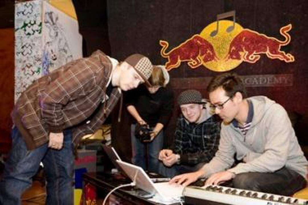 Neries krantinėje - „Red Bull Music Academy Barbeque“