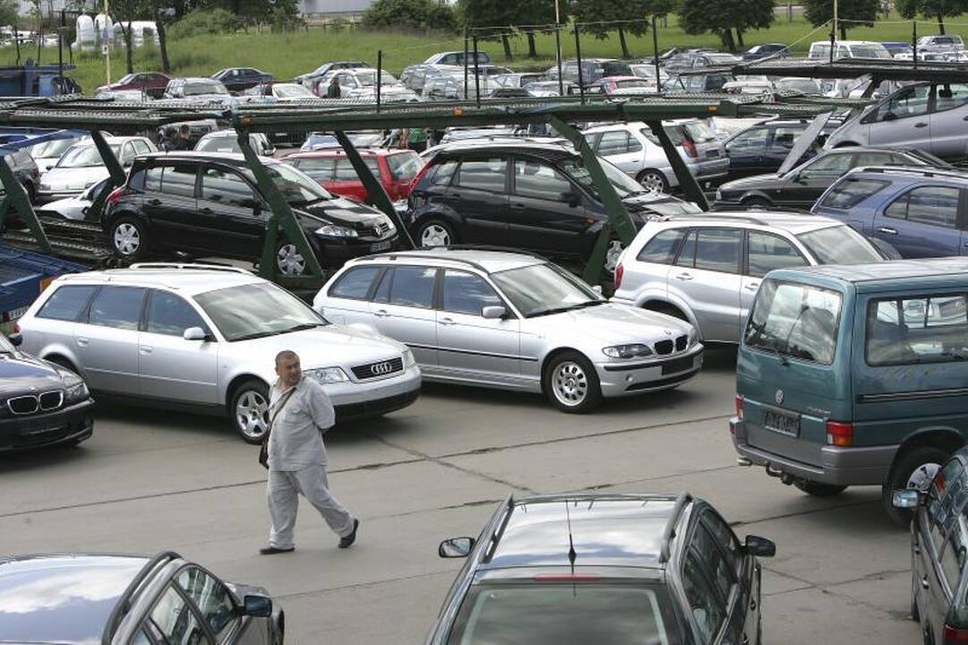 „Varanas“: Marijampolės automobilių turgus nebus uždarytas