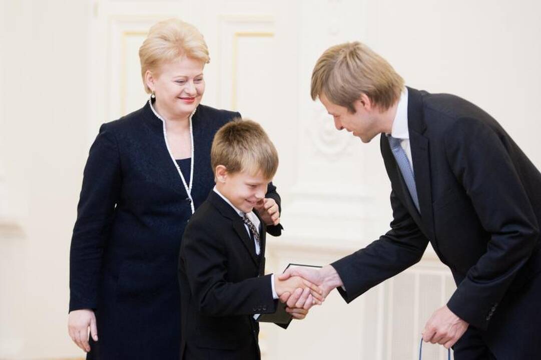 Prezidentė: konstitucijos egzaminas – pilietiškumo mokykla