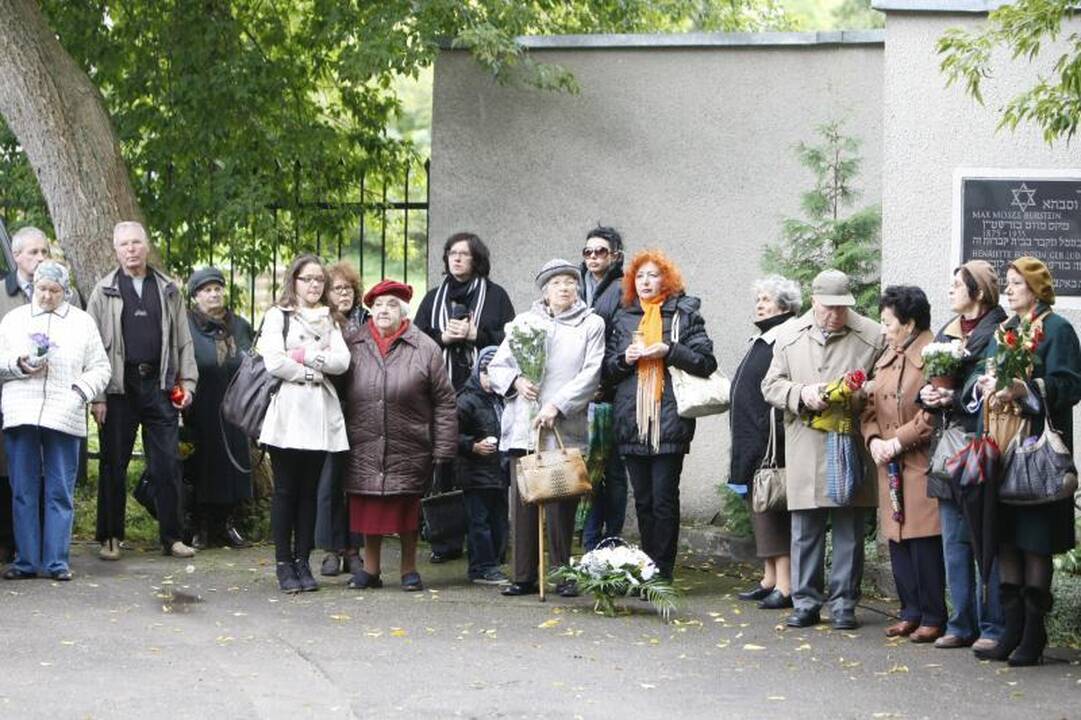 Uostamiestyje prisimintos žydų genocido aukos, padėkota jų gelbėtojams