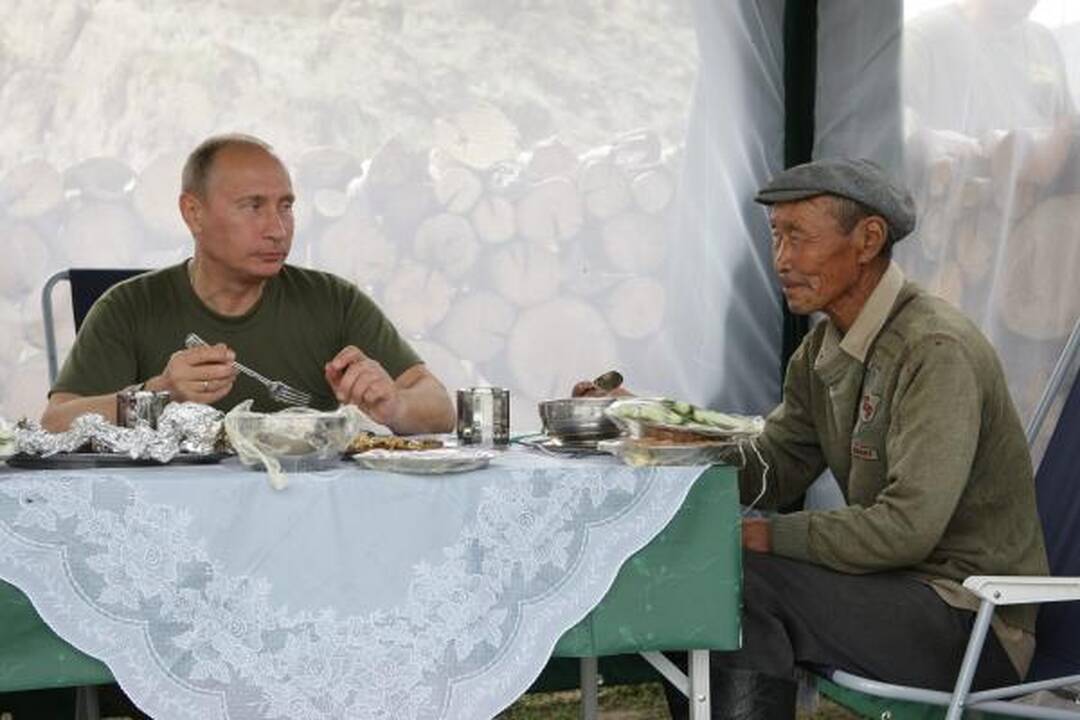 Už V.Putiną balsuos ir gėjai?