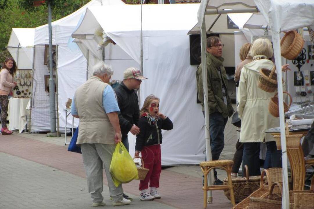 Neringa paskelbė vasaros         pradžią