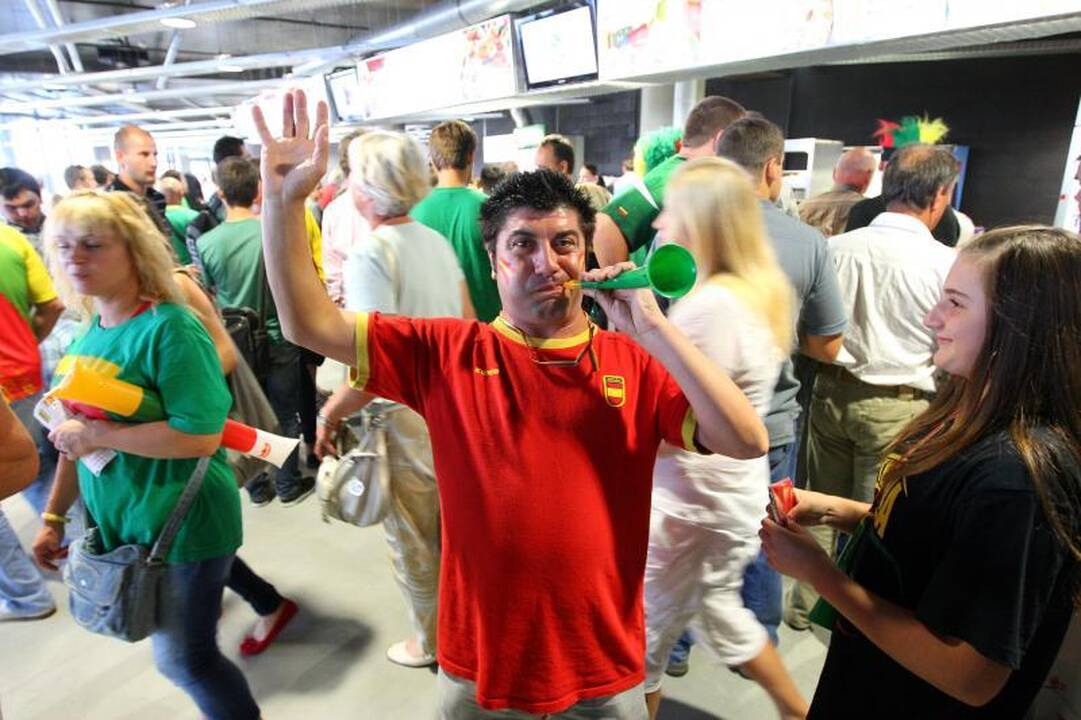 Per "Žalgirio" arenos atidarymą kauniečiai nušvilpė premjerą